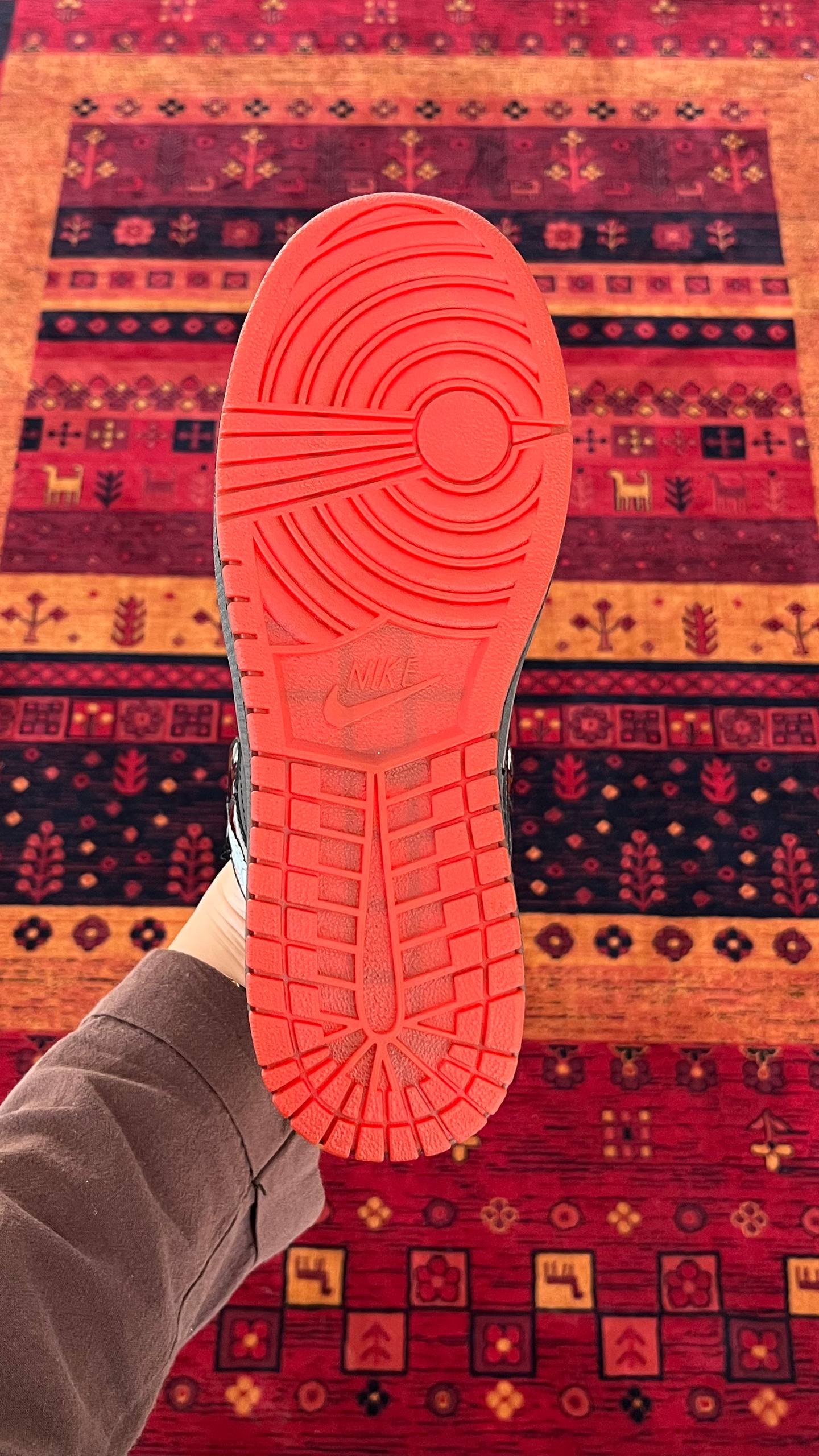 جردن ساق ورنی کف قرمز