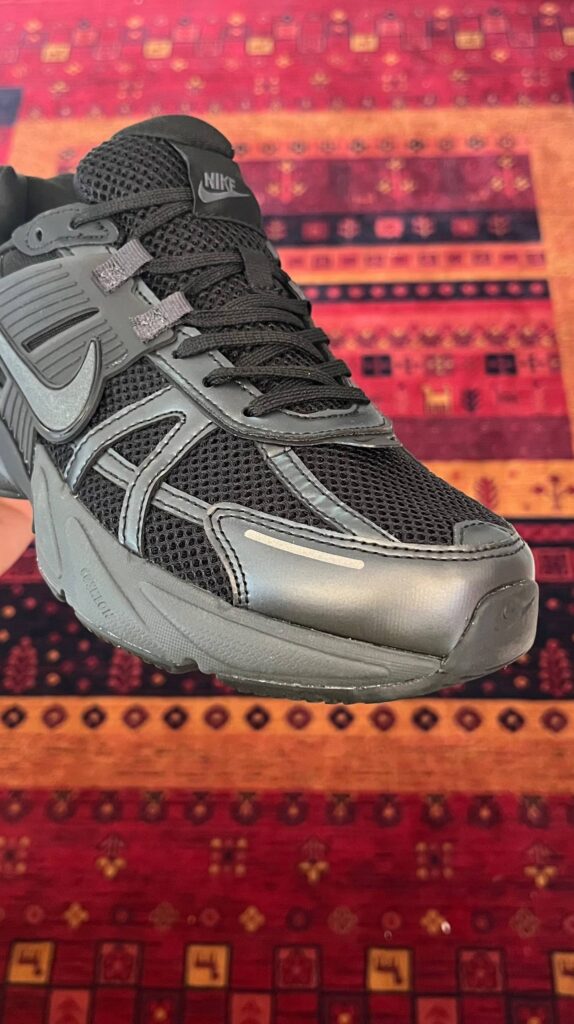 نایک v2k مشکی (مستر)
