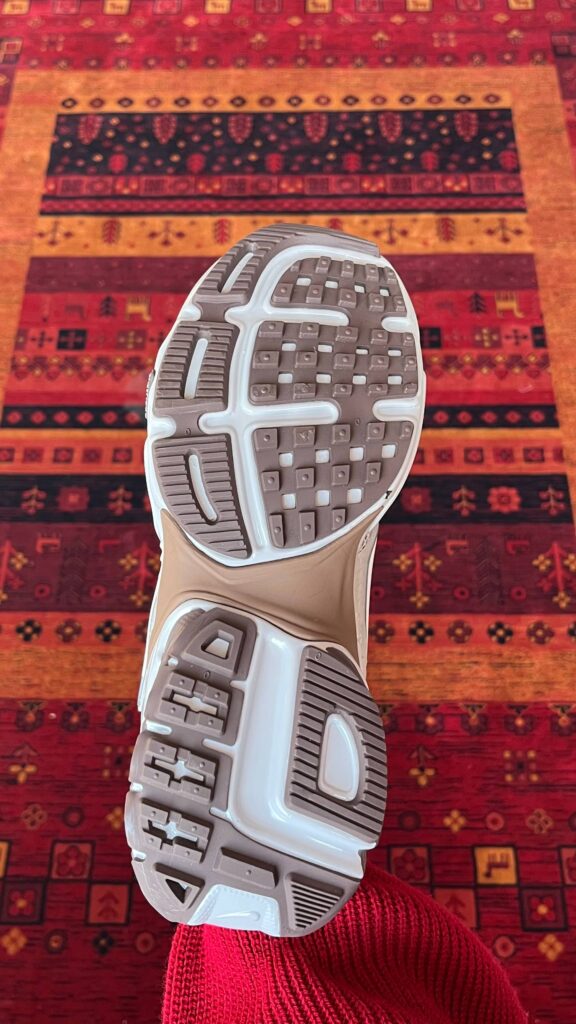 نایک v2k طوسی عسلی