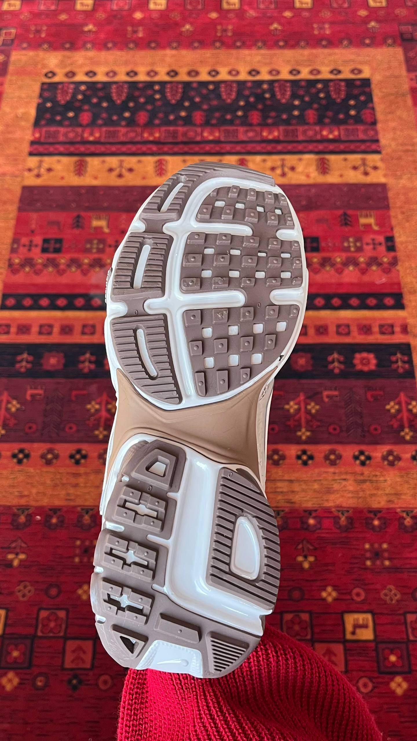 نایک v2k طوسی عسلی