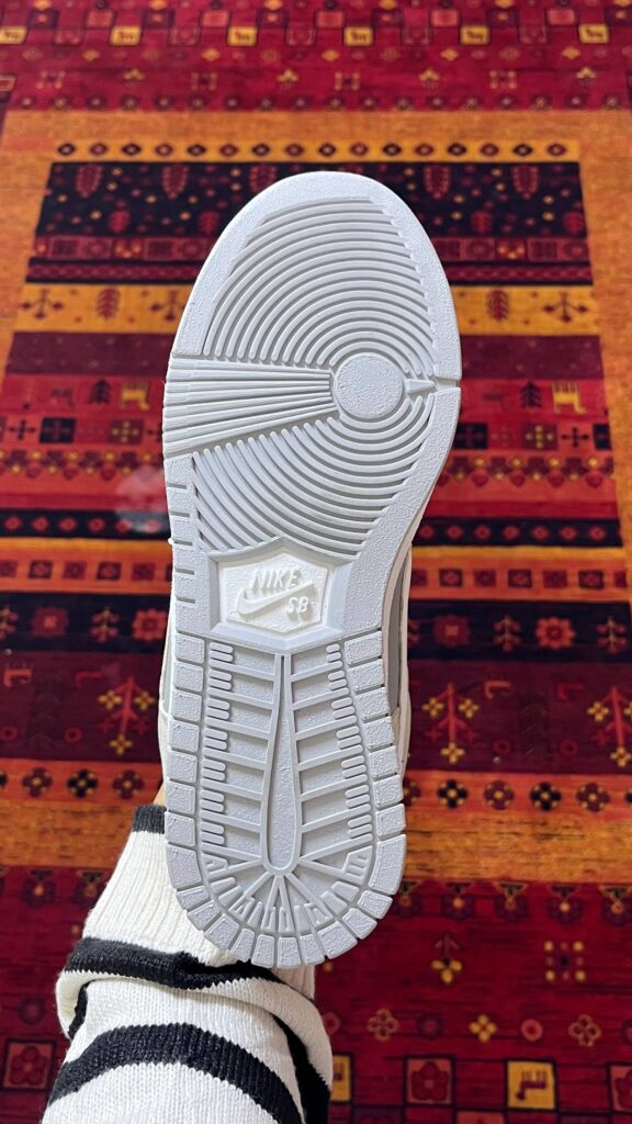 نایک sb طوسی کرم