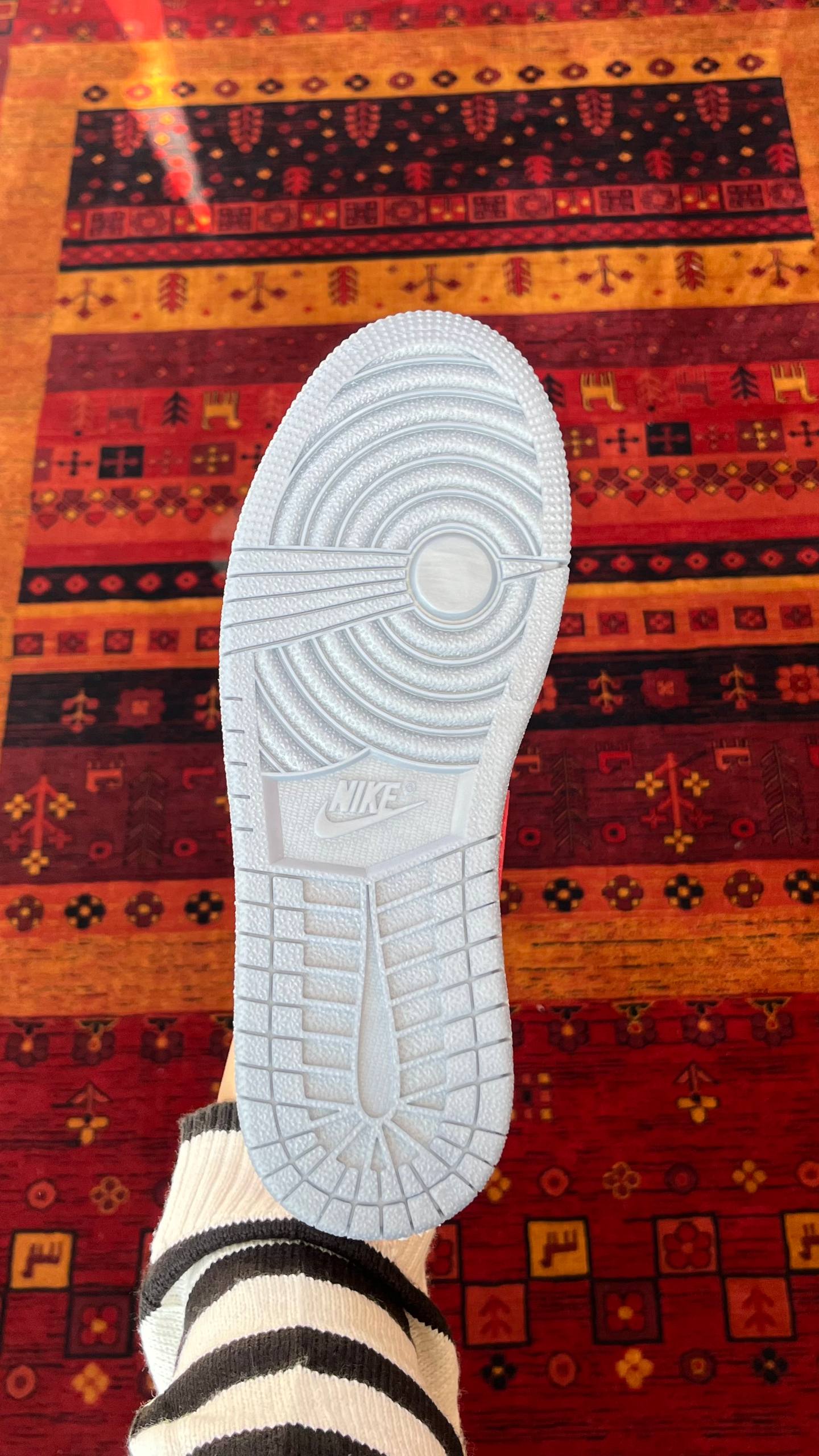 جردن ۱ اسموک گری رِد
