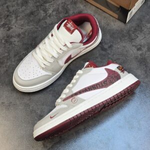 ترویس STUSSY قرمز