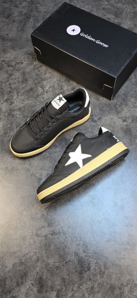 ونس Golden Goose مشکی