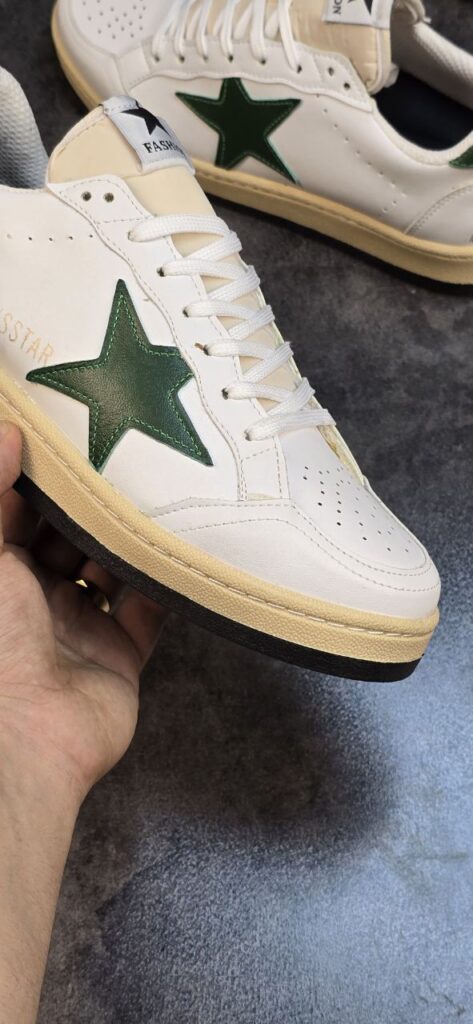 ونس Golden Goose سبز