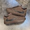 ترویس velvet brown