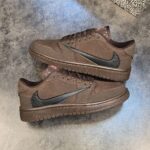 ترویس velvet brown