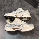 نایک V5 موکا
