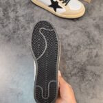 ونس Golden Goose کرم مشکی