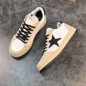 ونس Golden Goose کرم مشکی
