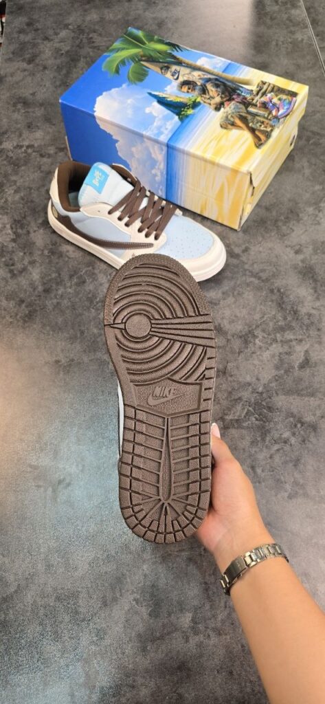 ترویس Bape قهوه ای