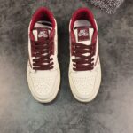 ترویس استیسی (۶۶)